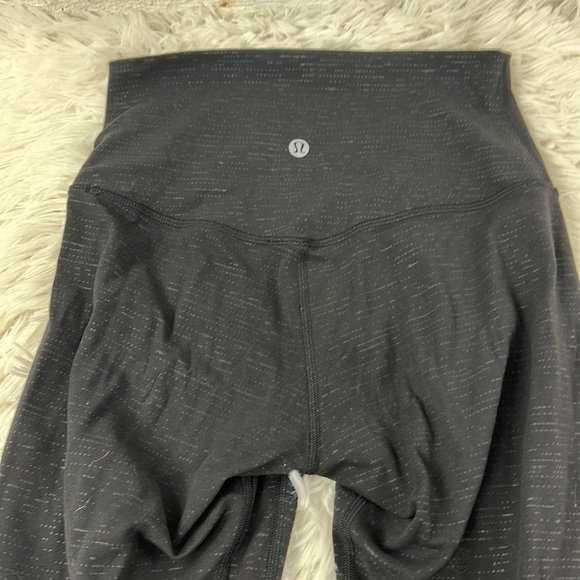 Lululemon Align Crop *21" Stride Emboss Black - Picture 6 of 6